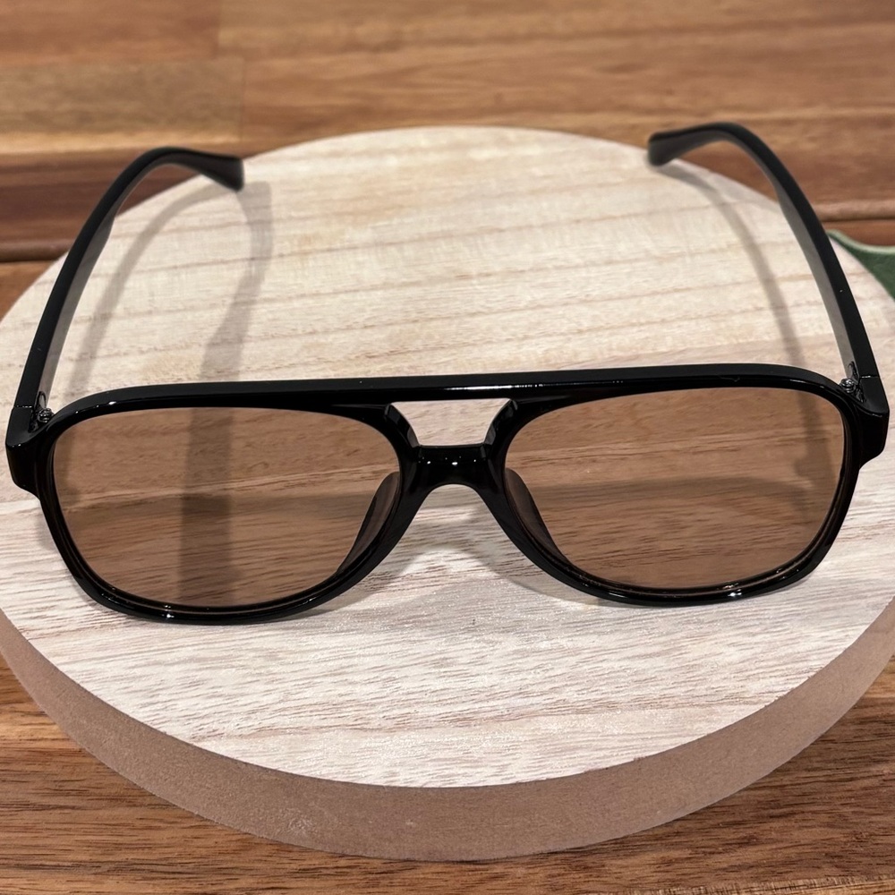 Retro Aviator Sunglasses Black Frame Brown Gradient Tinted Oversized 70s - Picture 5 of 6